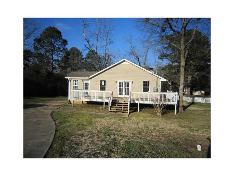 3 bedroom, 1,606 sq ft single family residence sold at 504A Locke Street, Palmetto, GA 30268