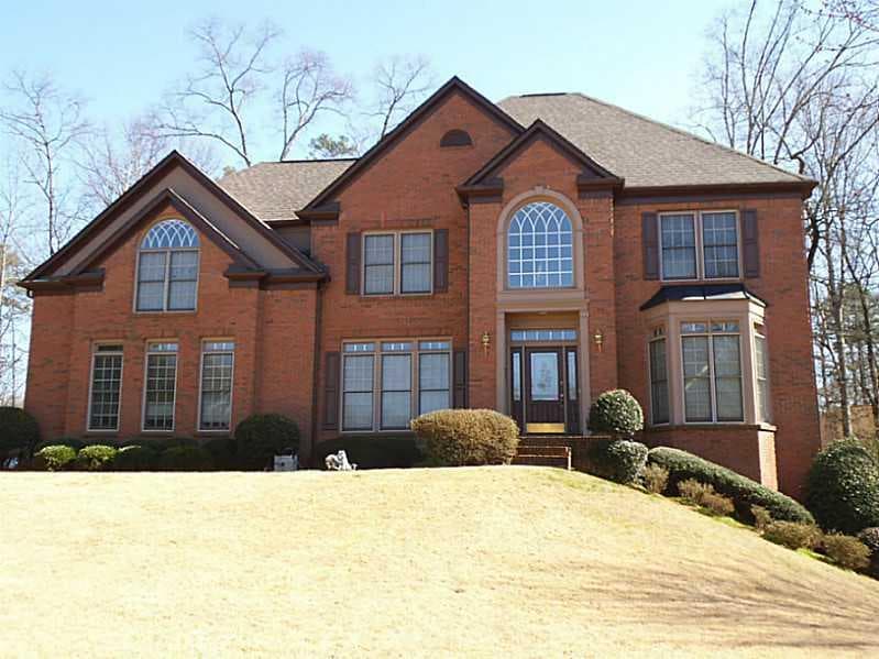 5 bedroom single family residence sold at 3795 Berkeley View Drive, Berkeley Lake, GA 30096