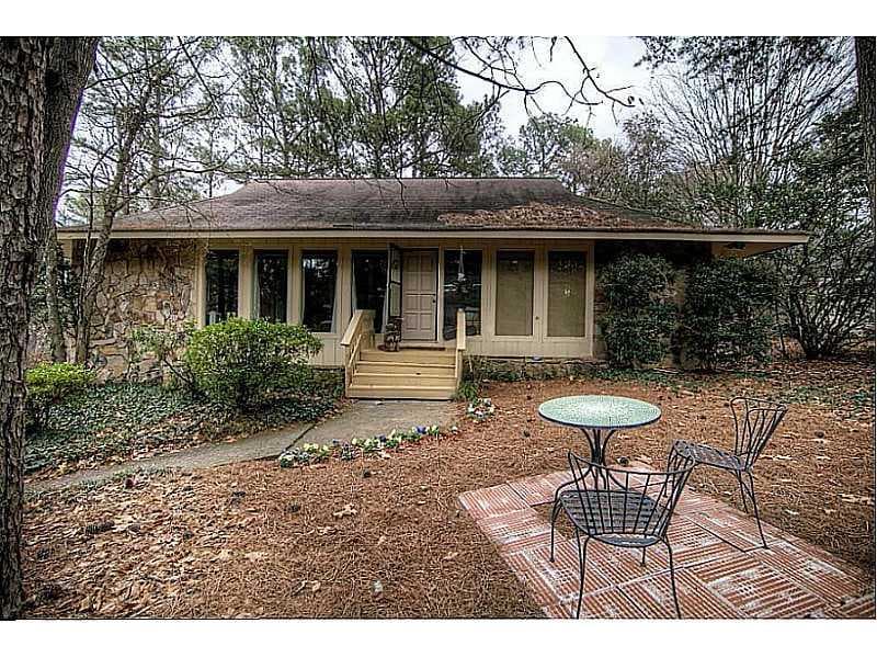 5 bedroom single family residence sold at 215 Tawneywood Way, Alpharetta, GA 30022