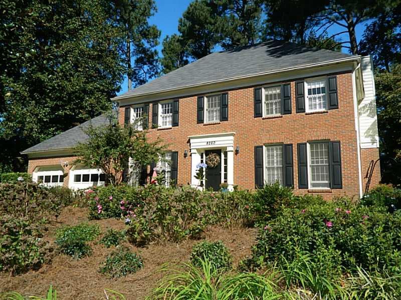 4 bedroom single family residence sold at 8260 Riverbirch Drive, Roswell, GA 30076
