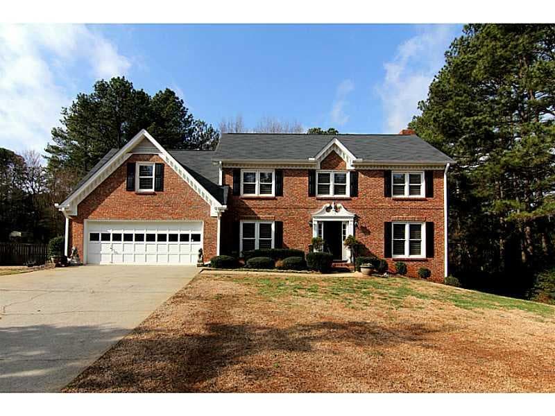 4 bedroom, 3,280 sq ft single family residence sold at 801 Eagle Crossing Drive, Lawrenceville, GA 30044