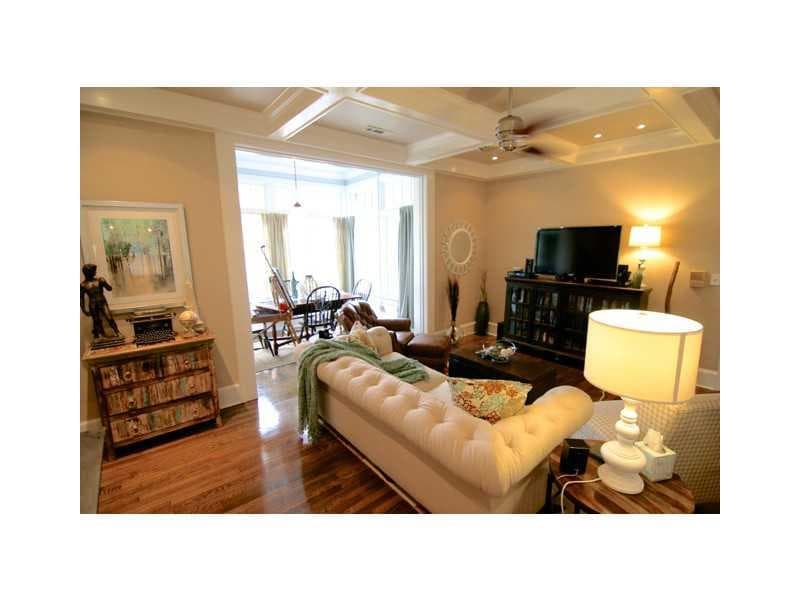 1 bedroom, 914 sq ft condominium sold at 171 6th Street 11, Atlanta, GA 30308