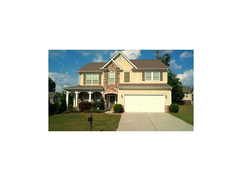 4 bedroom, 3,243 sq ft single family residence sold at 6471 Stonelake Place, Atlanta, GA 30331
