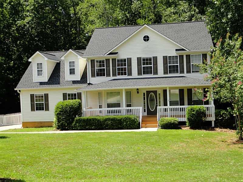 4 bedroom, 2,296 sq ft single family residence sold at 313 Emory Court, Villa Rica, GA 30180