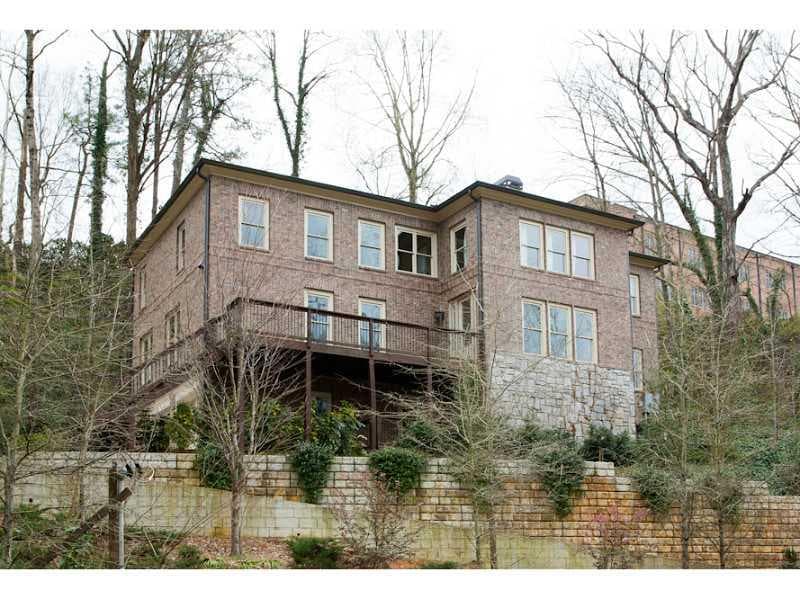 5 bedroom, 3,660 sq ft single family residence sold at 1236 E Beechwood Drive, Atlanta, GA 30327