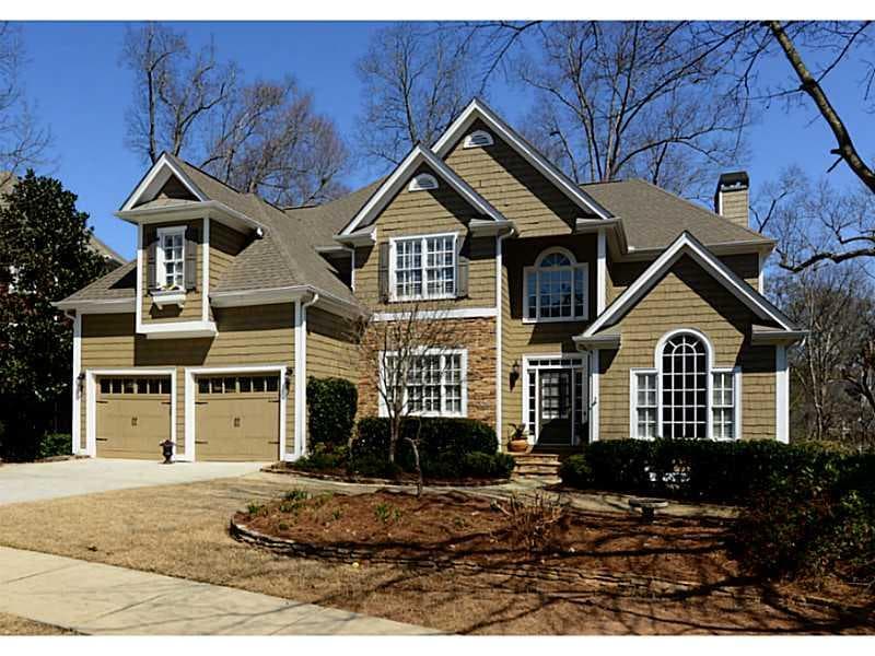 5 bedroom, 3,709 sq ft single family residence sold at 3522 Greenwood Close, Atlanta, GA 30319