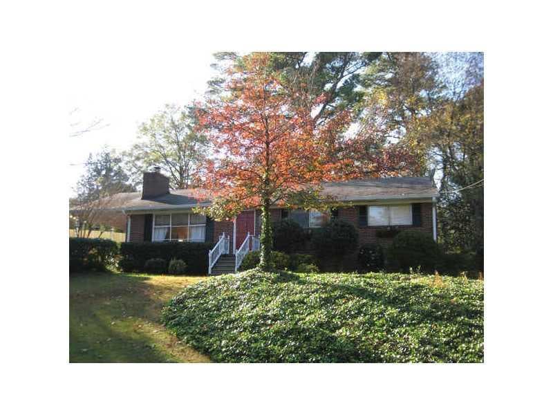 2 bedroom, 1,296 sq ft single family residence sold at 2498 Parkdale Place, Atlanta, GA 30305