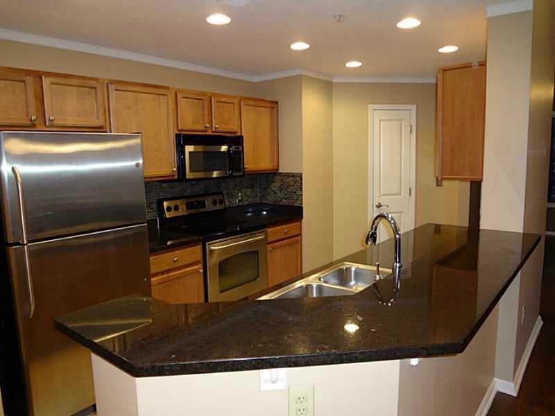 2 bedroom, 1,233 sq ft condominium sold at 3040 Peachtree Road 1103, Atlanta, GA 30305
