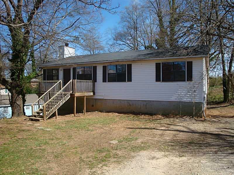 3 bedroom single family residence sold at 2512 Martin Luther King Jr Boulevard, Gainesville, GA 30501