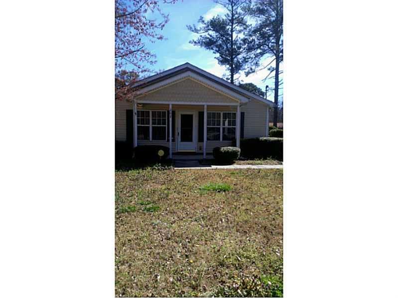 3 bedroom single family residence sold at 207 Aderhold Street, Fairburn, GA 30213