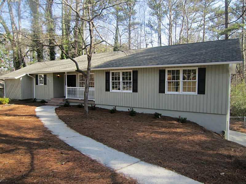 4 bedroom, 1,652 sq ft single family residence sold at 2934 Leasa Court, Marietta, GA 30066
