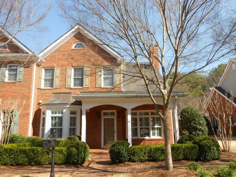 3 bedroom, 2,500 sq ft townhouse sold at 8310 Parker Place 8310, Roswell, GA 30076