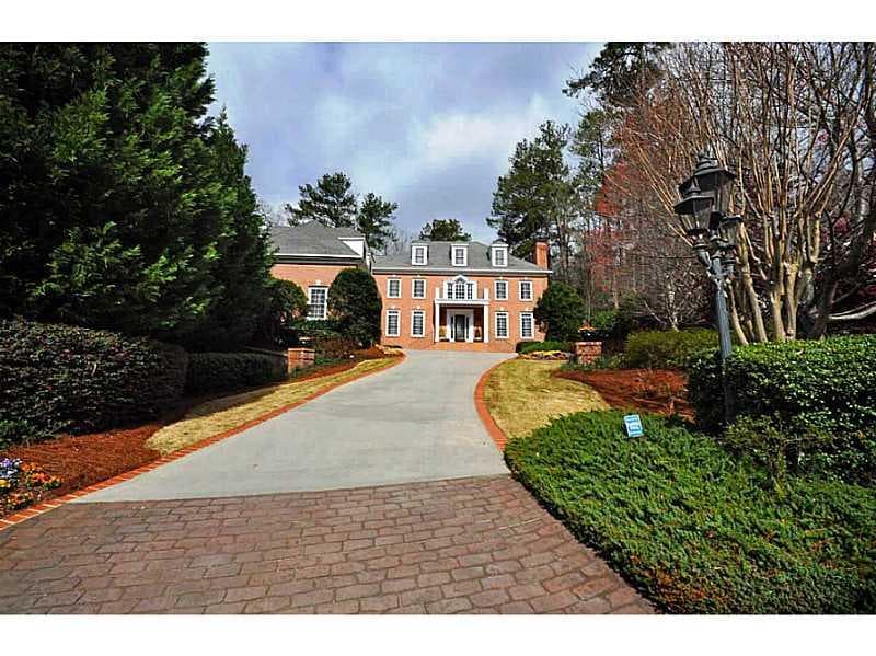 6 bedroom, 7,560 sq ft single family residence sold at 735 Brookwoods Trace, Atlanta, GA 30342