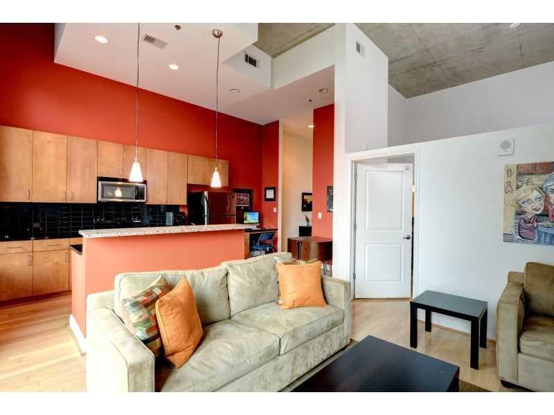1 bedroom, 768 sq ft condominium sold at 44 Peachtree Place 528, Atlanta, GA 30309