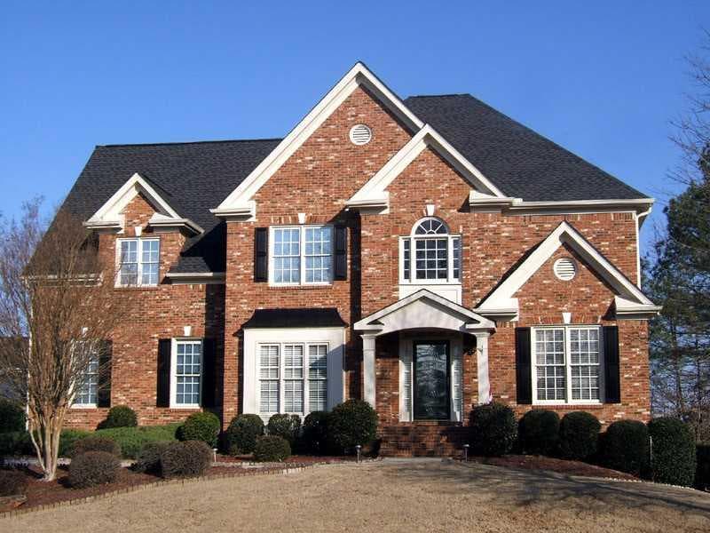 5 bedroom, 2,912 sq ft single family residence sold at 6425 Barrington Run, Alpharetta, GA 30005