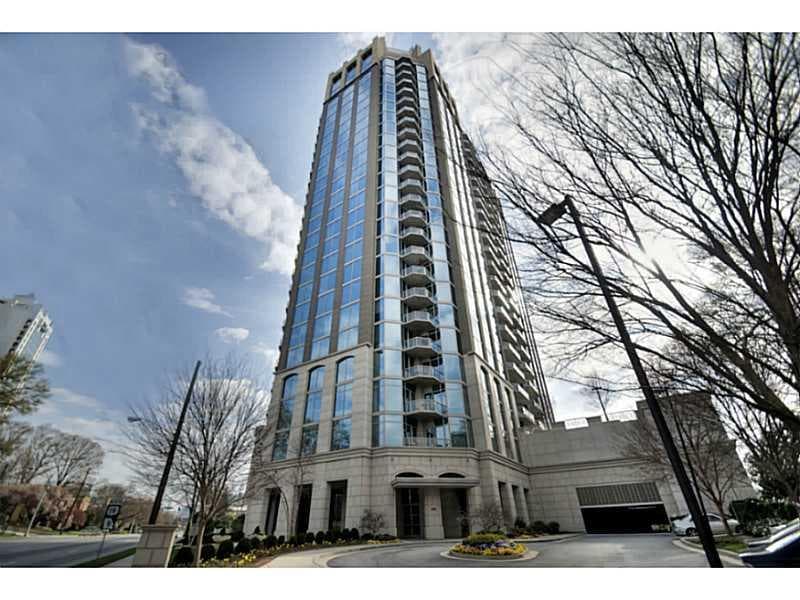 3 bedroom, 2,010 sq ft condominium sold at 2795 Peachtree Road 1006, Atlanta, GA 30305