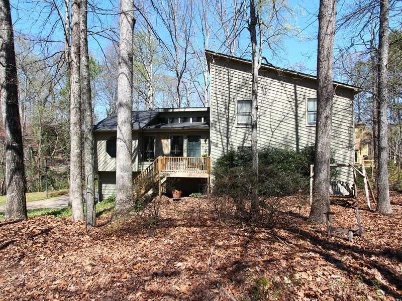 3 bedroom, 2,060 sq ft single family residence sold at 2856 FOREST WOOD Drive, Marietta, GA 30066