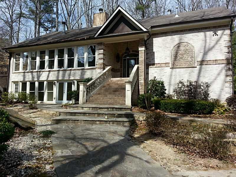5 bedroom, 3,914 sq ft single family residence sold at 4632 Crepe Myrtle Circle, Marietta, GA 30067
