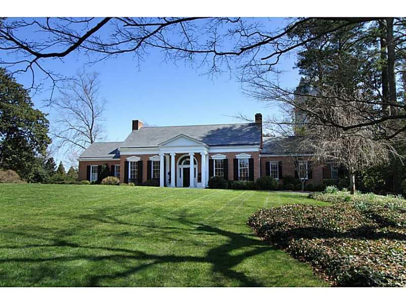 4 bedroom, 7,019 sq ft single family residence sold at 2915 Andrews Drive, Atlanta, GA 30305