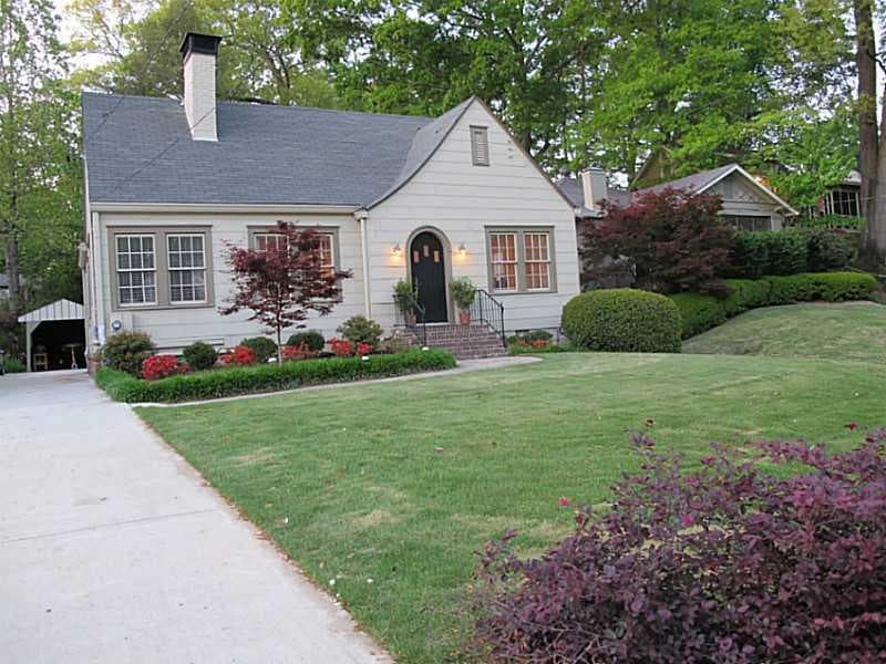 3 bedroom, 1,454 sq ft single family residence sold at 204 Springdale Drive, Atlanta, GA 30305