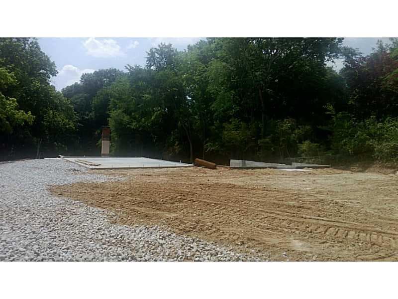 5 bedroom, 4,387 sq ft single family residence sold at 871 NW Peachtree Battle Circle, Atlanta, GA 30327