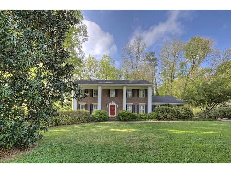 4 bedroom, 2,520 sq ft single family residence sold at 915 Landmark Drive, Atlanta, GA 30342