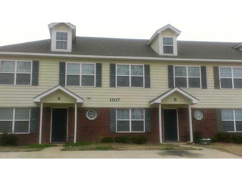 4 bedroom, 1,380 sq ft townhouse sold at 1017 Wheel House Lane A B, Monroe, GA 30655