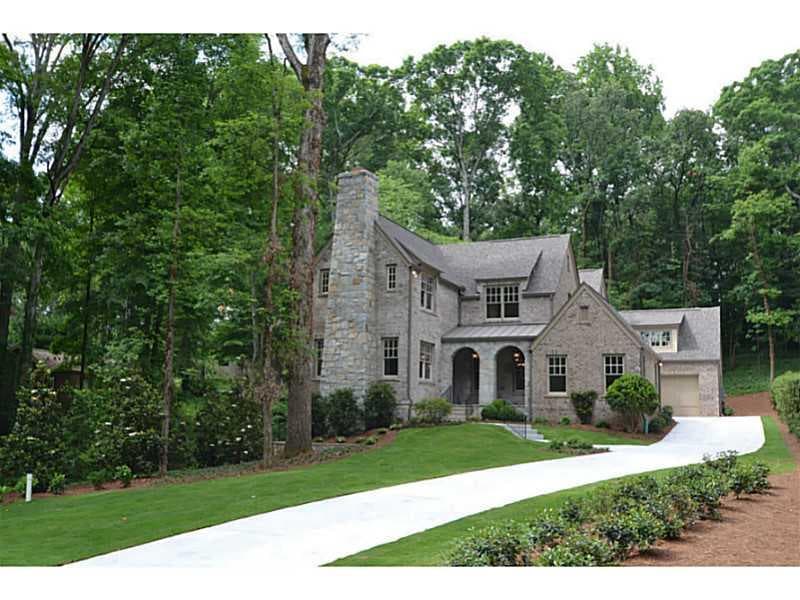 5 bedroom, 4,714 sq ft single family residence sold at 1189 The By Way, Atlanta, GA 30306