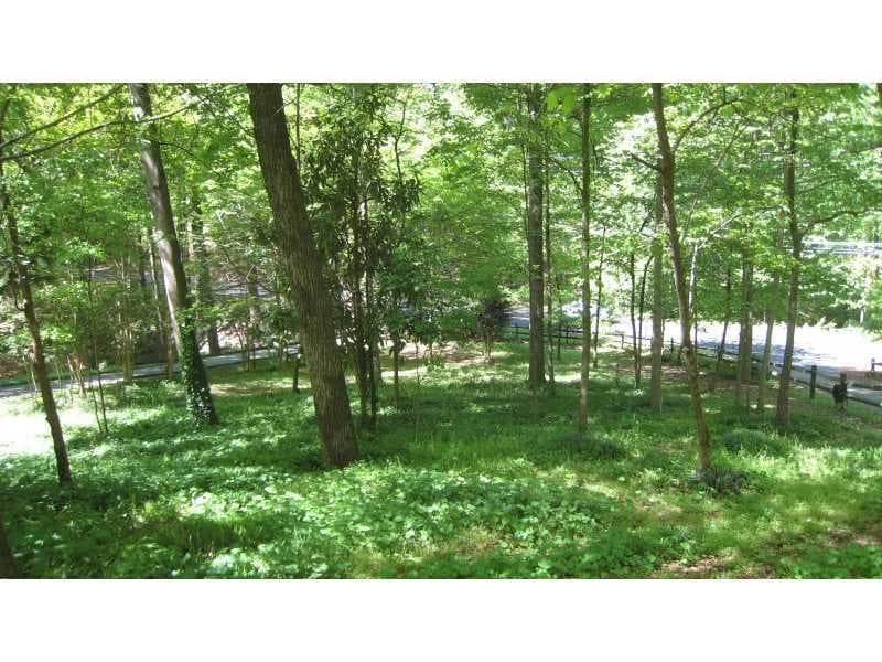 single family residence sold at 5291 Lake Forrest Drive, Atlanta, GA 30342