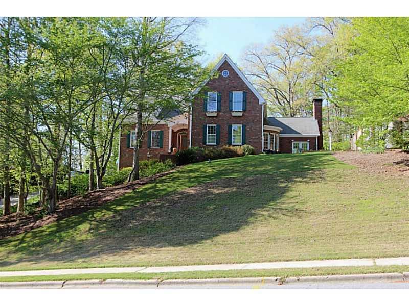 11825 Mountain Laurel Drive, Roswell, GA 30075 — most recent listing photo