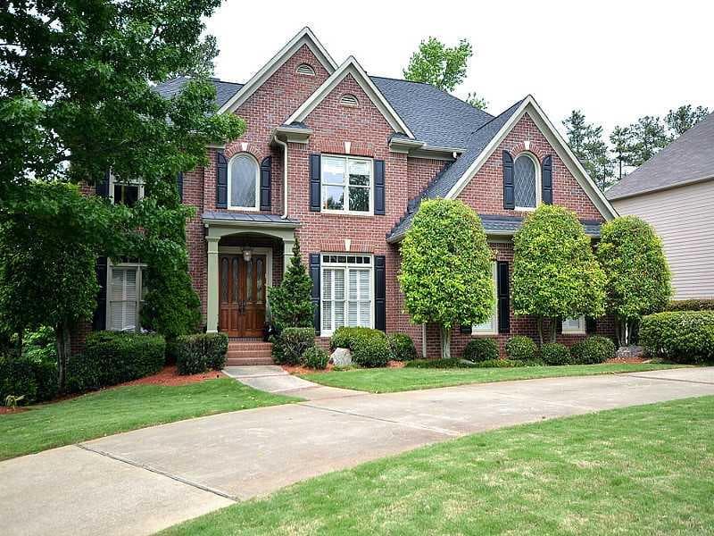 5 bedroom, 4,576 sq ft single family residence sold at 2805 Cranmore Court, Marietta, GA 30066