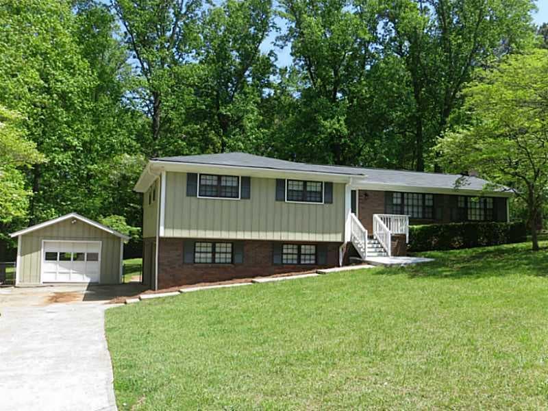 1060 Tanglewood Trail, Woodstock, GA 30189 — most recent listing photo