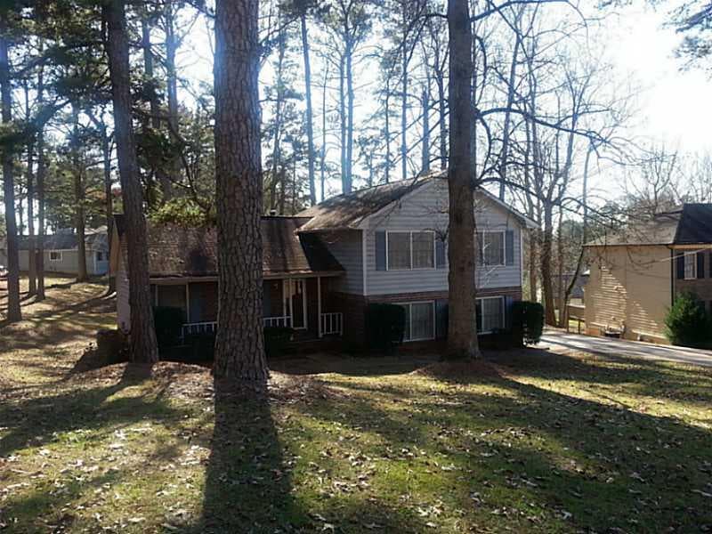 3 bedroom single family residence sold at 3833 Seton Hall Drive, Decatur, GA 30034