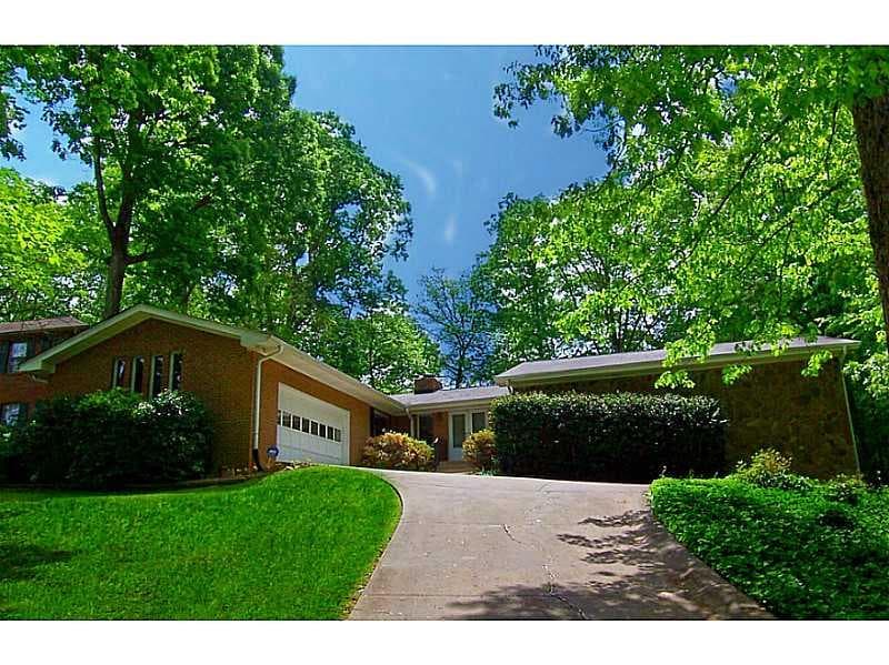 393 Club View Drive, Lawrenceville, GA 30043 — most recent listing photo