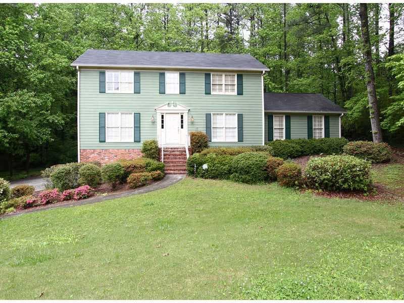 5 bedroom, 2,634 sq ft single family residence sold at 2150 Cheshire Court, Marietta, GA 30062