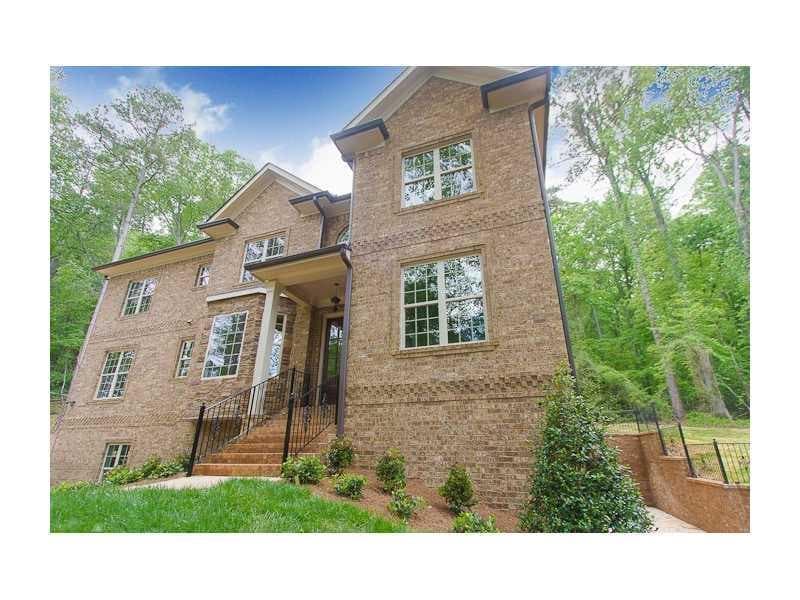 930 Riverside Road, Roswell, GA 30075 — most recent listing photo