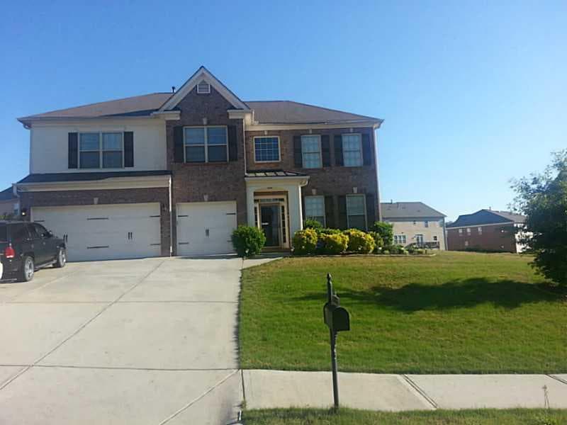 5 bedroom, 4,600 sq ft single family residence sold at 6324 Stonelake Drive, Atlanta, GA 30331