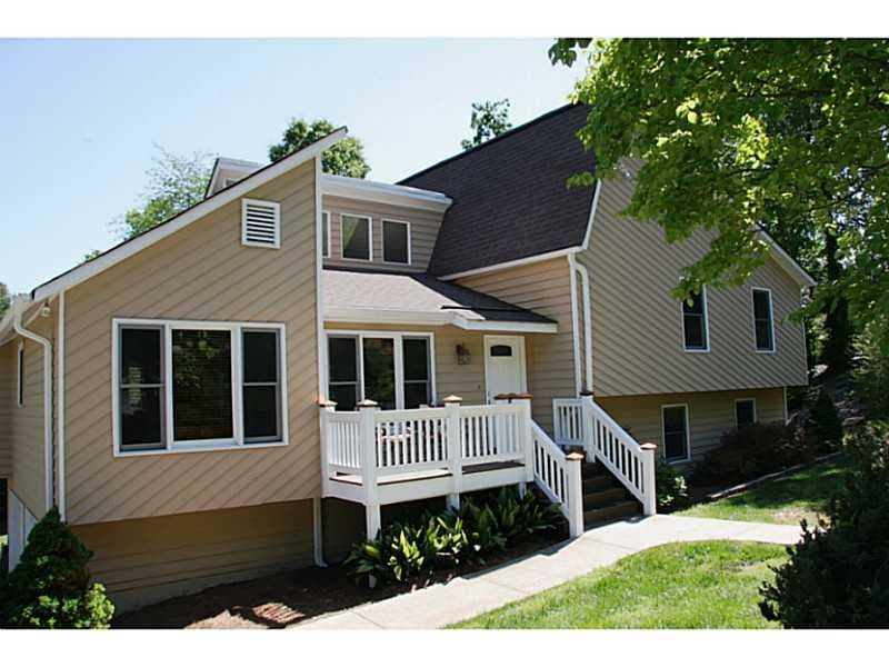 4 bedroom, 2,322 sq ft single family residence sold at 4942 Hawk Court, Marietta, GA 30066