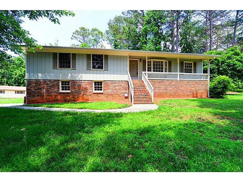 4 bedroom, 1,495 sq ft single family residence sold at 1848 Beaver Dam Lane, Marietta, GA 30062