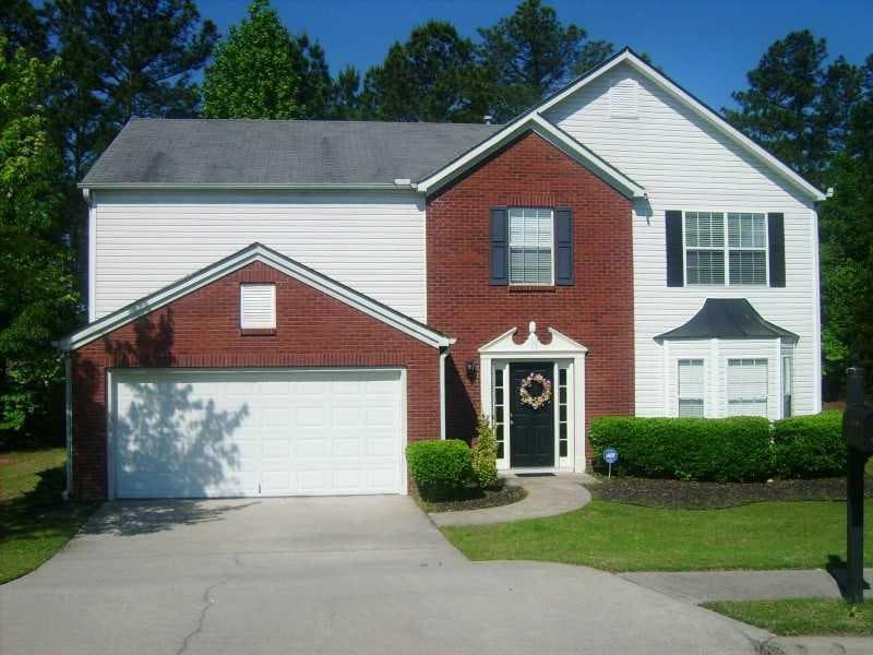 5 bedroom, 2,396 sq ft single family residence sold at 3925 Bradford Walk Trail, Buford, GA 30519