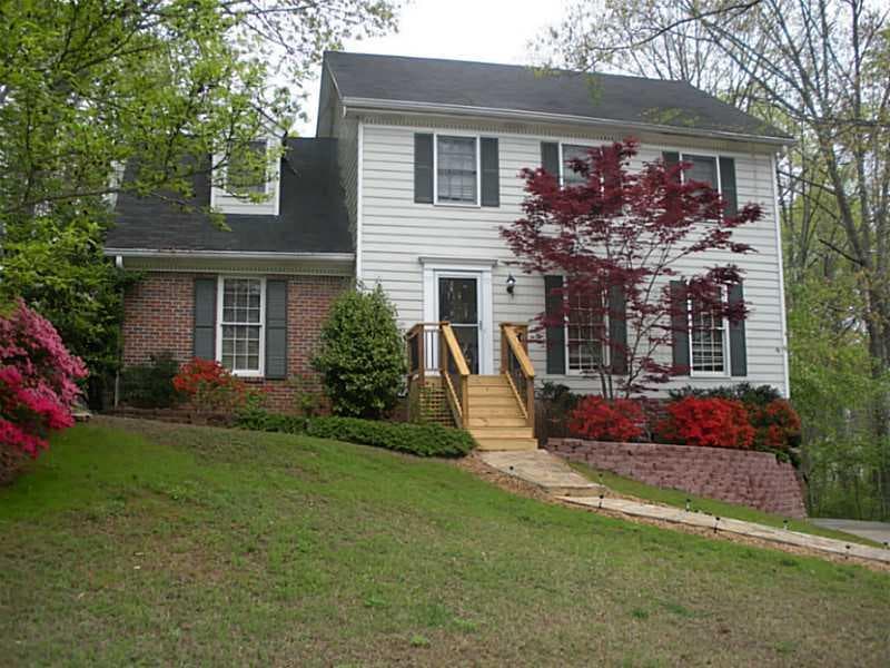 110 Camellia Court, Roswell, GA 30076 — most recent listing photo