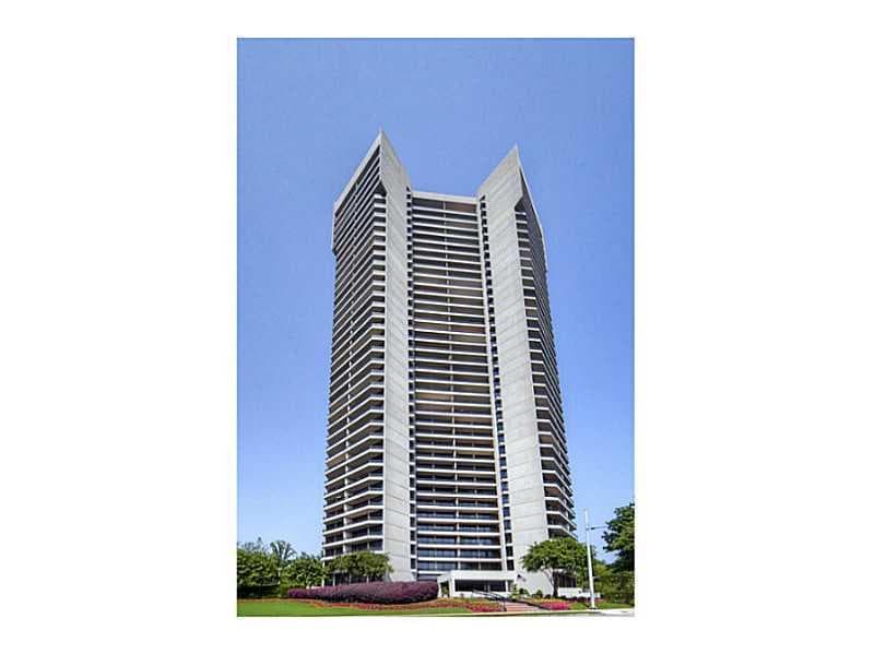 2 bedroom, 2,403 sq ft condominium sold at 2660 Peachtree Road 21-G, Atlanta, GA 30305