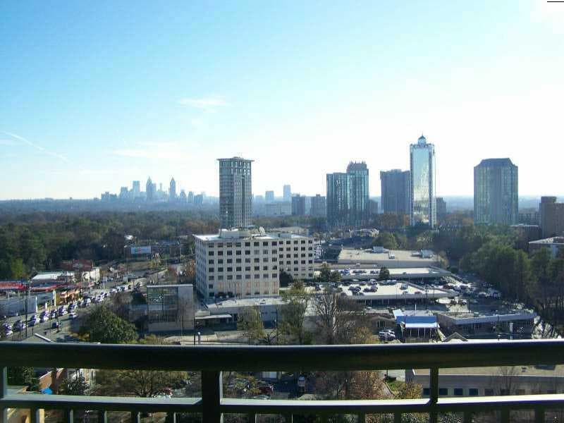 1 bedroom, 800 sq ft condominium sold at 3040 Peachtree Road 1207, Atlanta, GA 30305