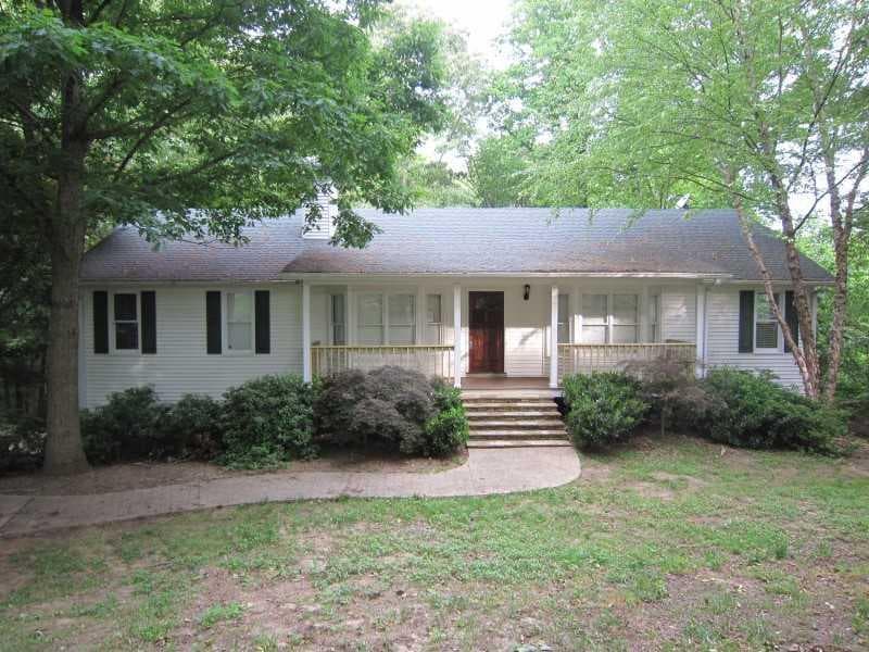 4 bedroom, 2,400 sq ft single family residence sold at 6060 Hickory Hills Road, Cumming, GA 30041