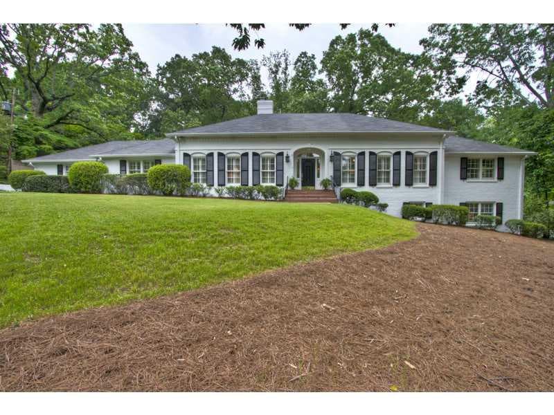 5 bedroom single family residence sold at 720 Fair Oaks Manor, Atlanta, GA 30327