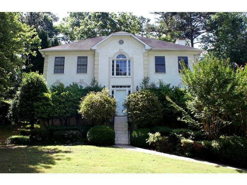 4 bedroom, 2,754 sq ft single family residence sold at 2048 Wenlok Trail, Marietta, GA 30066