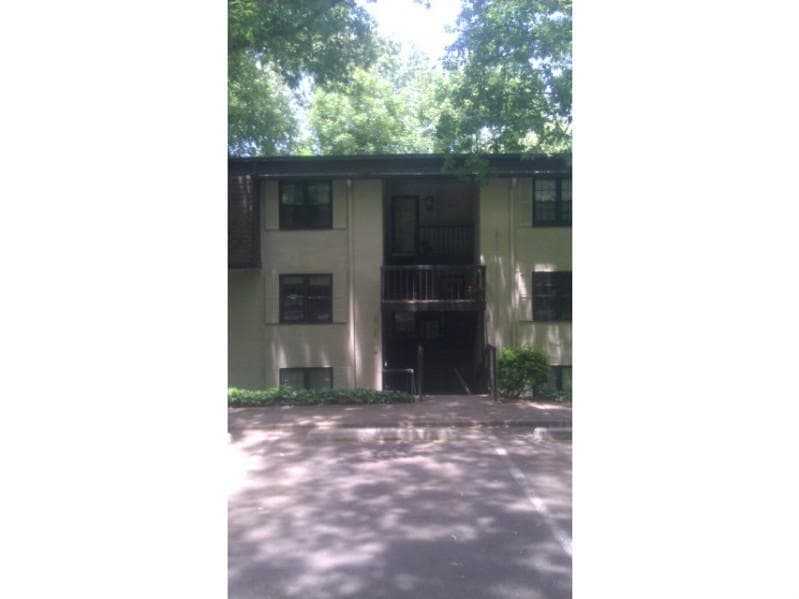 2 bedroom, 1,273 sq ft condominium sold at 176 Barone Place 176, Atlanta, GA 30327