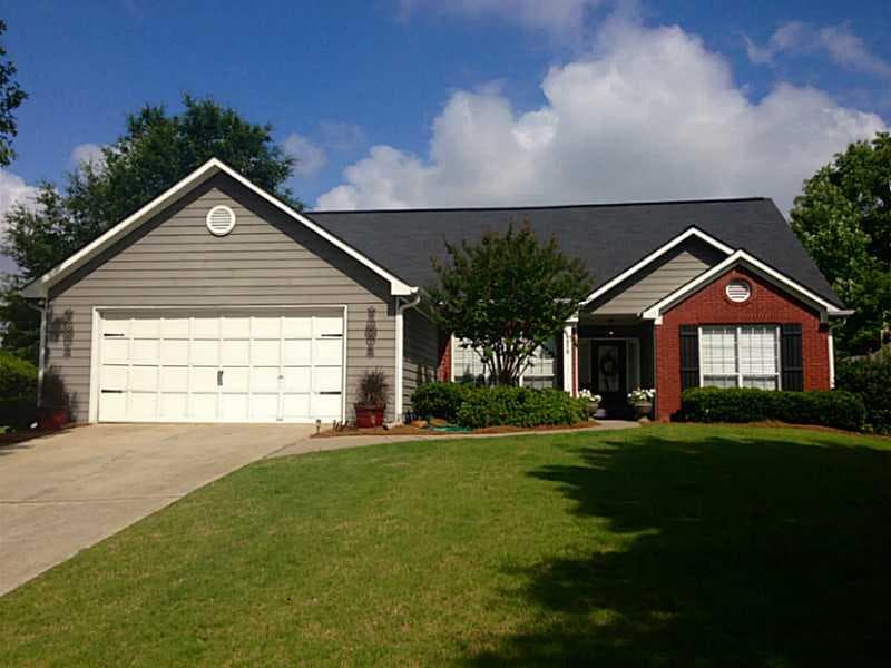 4370 Smoke Trace Court, Hoschton, GA 30548 — most recent listing photo