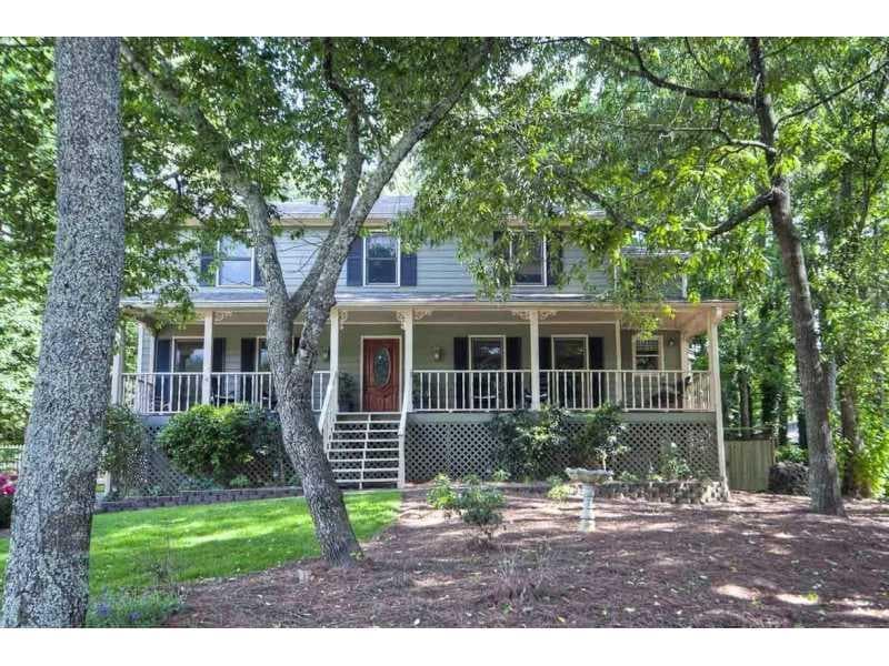 4 bedroom, 2,516 sq ft single family residence sold at 2335 Brownstone Court, Marietta, GA 30062