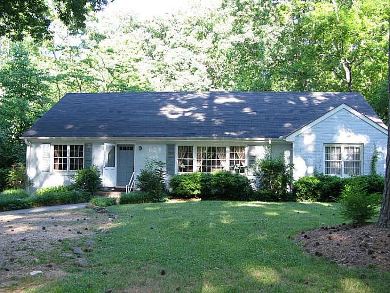 4 bedroom, 2,304 sq ft single family residence sold at 4407 E Brookhaven Drive, Atlanta, GA 30319